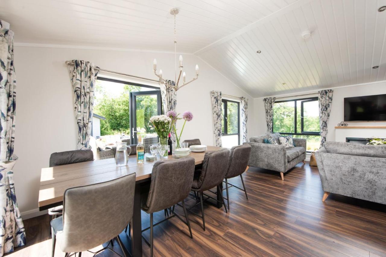 Lilac Lodge, 22 Roadford Lake Lodges Lifton Екстер'єр фото