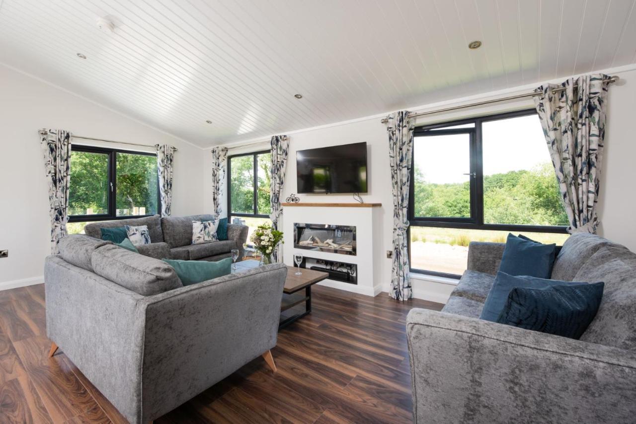 Lilac Lodge, 22 Roadford Lake Lodges Lifton Екстер'єр фото