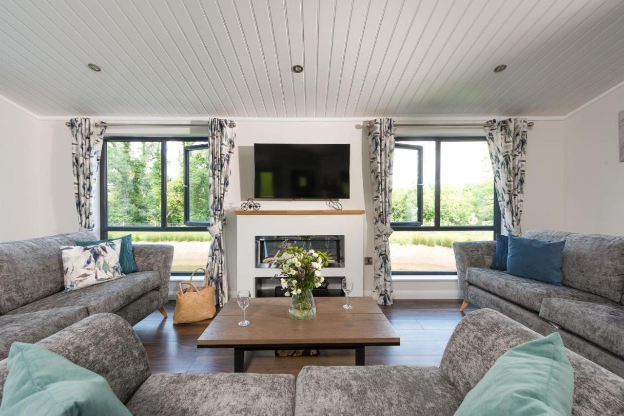 Lilac Lodge, 22 Roadford Lake Lodges Lifton Екстер'єр фото
