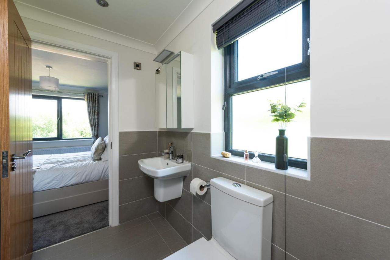 Lilac Lodge, 22 Roadford Lake Lodges Lifton Екстер'єр фото