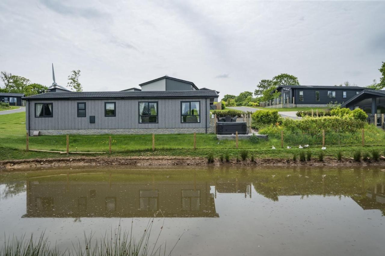 Lilac Lodge, 22 Roadford Lake Lodges Lifton Екстер'єр фото