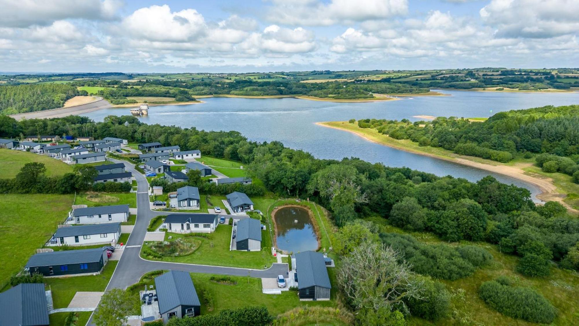 Lilac Lodge, 22 Roadford Lake Lodges Lifton Екстер'єр фото